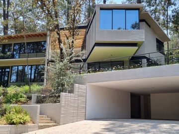 CASA NUEVA Y MODERNA EN VENTA