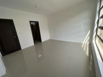 casa de venta en portoviejo dentro urbanizacion