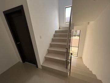 casa de venta en portoviejo dentro urbanizacion
