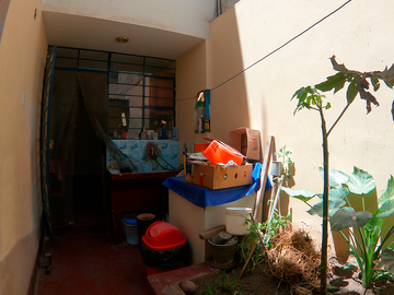 Casa En Esquina En Venta - Calle Chiclayo (Centro De Ica)