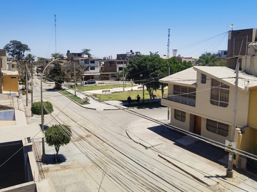 Casa En Esquina En Venta - Calle Chiclayo (Centro De Ica)