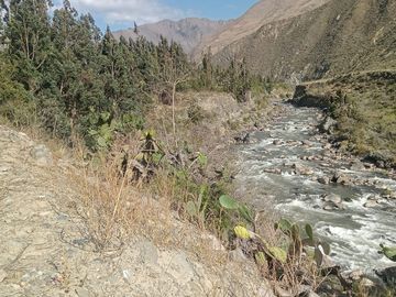 Terreno en Ollantaytambo 3330 m2 cusco Perú