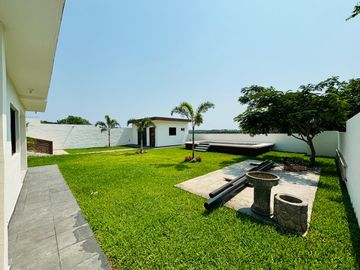 Hacienda en venta en Veracruz Amueblada, Loc. Aguada, Alvarado, Veracruz.