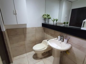 DUPLEX EN 2do PISO MAS AIRES