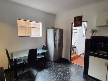 DUPLEX EN 2do PISO MAS AIRES