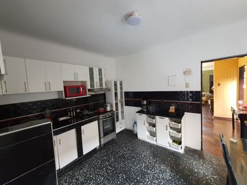 DUPLEX EN 2do PISO MAS AIRES