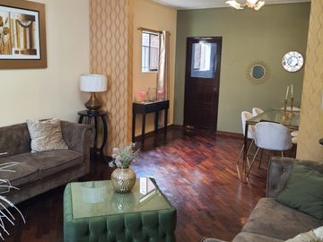DUPLEX EN 2do PISO MAS AIRES
