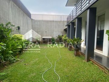 Flamingo, Bintaro Sektor 9