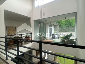 Flamingo, Bintaro Sektor 9