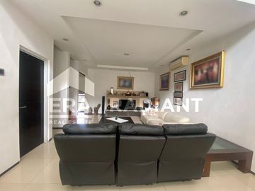 Flamingo, Bintaro Sektor 9