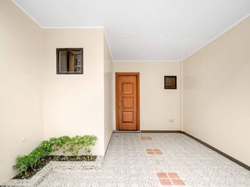Loanable to PAGIBIG Near SRP Talisay Along the Road Preselling/RFO House & Lot inside Gated Subdivision