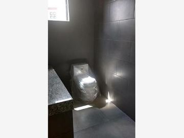 SE VENDE CASA EN FRAMBOYAN, LOMAS DE COCOYOC.
