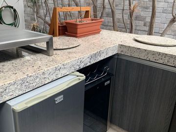 *Rebajado: Vendo Bella y Acogedora Casa en Urb. El Derby, Surco!* - 4 Dorm. AC:387 m2
