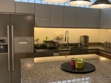 *Rebajado: Vendo Bella y Acogedora Casa en Urb. El Derby, Surco!* - 4 Dorm. AC:387 m2