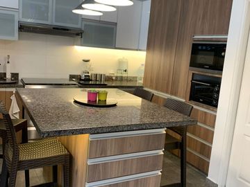 *Rebajado: Vendo Bella y Acogedora Casa en Urb. El Derby, Surco!* - 4 Dorm. AC:387 m2