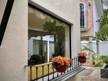 Casa De Lujo en Venta Royal Country Zona Andares Puerta De Hierro Zapopan