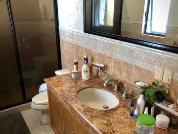 Casa De Lujo en Venta Royal Country Zona Andares Puerta De Hierro Zapopan