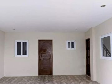 Bacolod Townhouse / Apartment for sale near Robinson Mall and Lacson Street