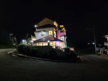 Modern 3 storey house in Monteverde Taytay Rizal 20M