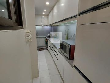 Modern 3 storey house in Monteverde Taytay Rizal 20M