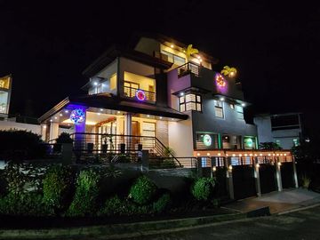 Modern 3 storey house in Monteverde Taytay Rizal 20M