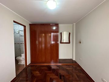 LA CALERA SURQUILLO VENTA BONITO DEPARTAMENTO DE 67 M2 MUY BIEN UBICADO ENTRE LAS AVENIDAS ANGAMOS, AVIACION, TOMAS MARSANO Y CARLOS VILLARAN (LIMITE