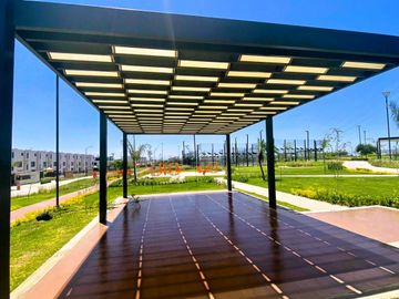CASA CON ALBERCA Y TERRAZA EN VENTA AL SUR DE CUERNAVACA