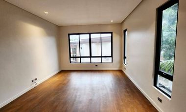 🏠 Exquisite 4-Bedroom Home with Pool in BF Homes, Las Pinas! Your Dream Lifestyle Awaits - Book a Viewing Today! 📞🏊♂️