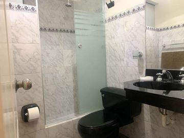 Venta de Departamento 74 m2 Piso 5 en Surco