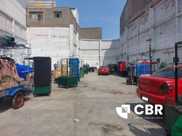 VENTA LOCAL Y/O TERRENO EN CERCADO DE LIMA