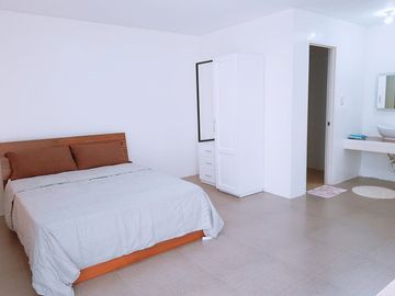 4 BEDROOMS MODERN HOUSE WITH SWIMMING POOL FOR SALE IN PORAC, PAMPANGA NEAR CLARK AIRPORT