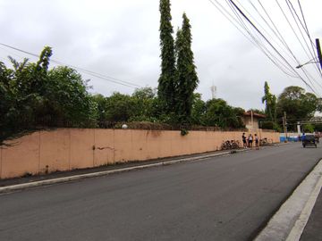 For Sale 1,604sqm property with old house in Cavite City, few kms from Sangley Airport