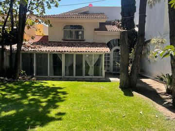 Casa en Venta, Villa 5 San Andrés, Fracc. Bugambilias 2da Sección en Zapopan, Jalisco.