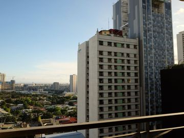 MCA - FOR SALE: 1 Bedroom Unit in KL Mosaic Tower, Makati