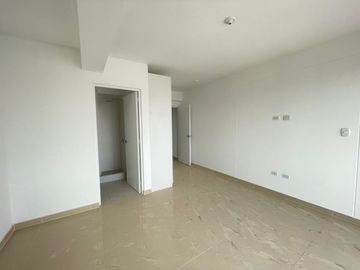 Departamento De Estreno En Venta Urbanización Mayorazgo Ate