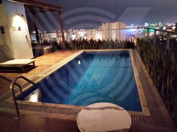 AMPLIO Y MUY BIEN UBICADO! ...SE VENDE DEPARTAMENTO EN PRIMER PISO FRENTE A PARQUE