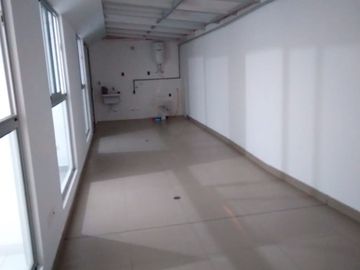 AMPLIO Y MUY BIEN UBICADO! ...SE VENDE DEPARTAMENTO EN PRIMER PISO FRENTE A PARQUE