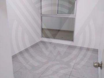 AMPLIO Y MUY BIEN UBICADO! ...SE VENDE DEPARTAMENTO EN PRIMER PISO FRENTE A PARQUE