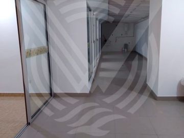 AMPLIO Y MUY BIEN UBICADO! ...SE VENDE DEPARTAMENTO EN PRIMER PISO FRENTE A PARQUE