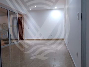 AMPLIO Y MUY BIEN UBICADO! ...SE VENDE DEPARTAMENTO EN PRIMER PISO FRENTE A PARQUE