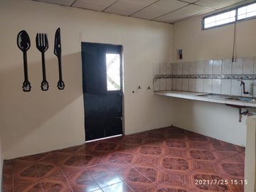 En venta casa rentera en la Perimetral.