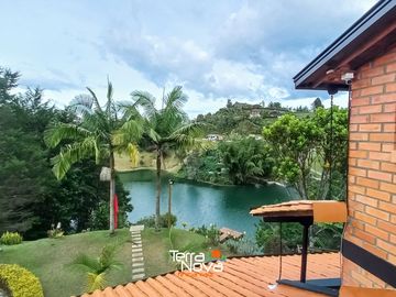 Finca en condominio en venta El Peñol