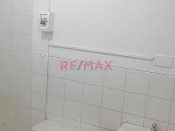Se Vende Casa Productiva De 3 Pisos En Urb. La Rinconada ID: 1023176