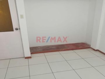 Se Vende Casa Productiva De 3 Pisos En Urb. La Rinconada ID: 1023176
