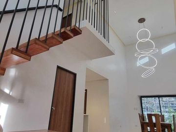 House and Lot For Sale in Hacienda Escudero
