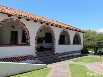 Casa en venta en Atlixco, Club&Country Club El Cristo