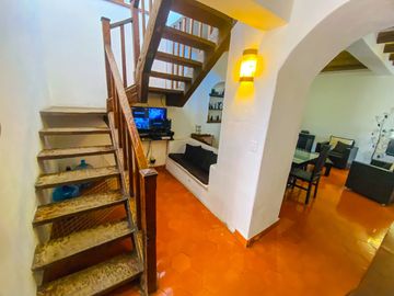 ¡Bienvenidos a esta amplia y hermosa casa en venta en Yautepec, Morelos. BAJAMOS EL PRECIO!