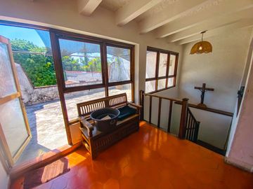 ¡Bienvenidos a esta amplia y hermosa casa en venta en Yautepec, Morelos. BAJAMOS EL PRECIO!