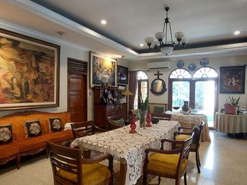 DISEWAKAN RUMAH (Siap Huni/Bisa Untuk Kantor) PINGGIR JALAN LEBAK BULUS JAKARTA SELATAN.
