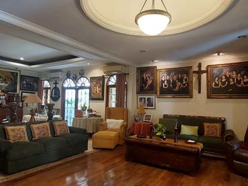 DISEWAKAN RUMAH (Siap Huni/Bisa Untuk Kantor) PINGGIR JALAN LEBAK BULUS JAKARTA SELATAN.